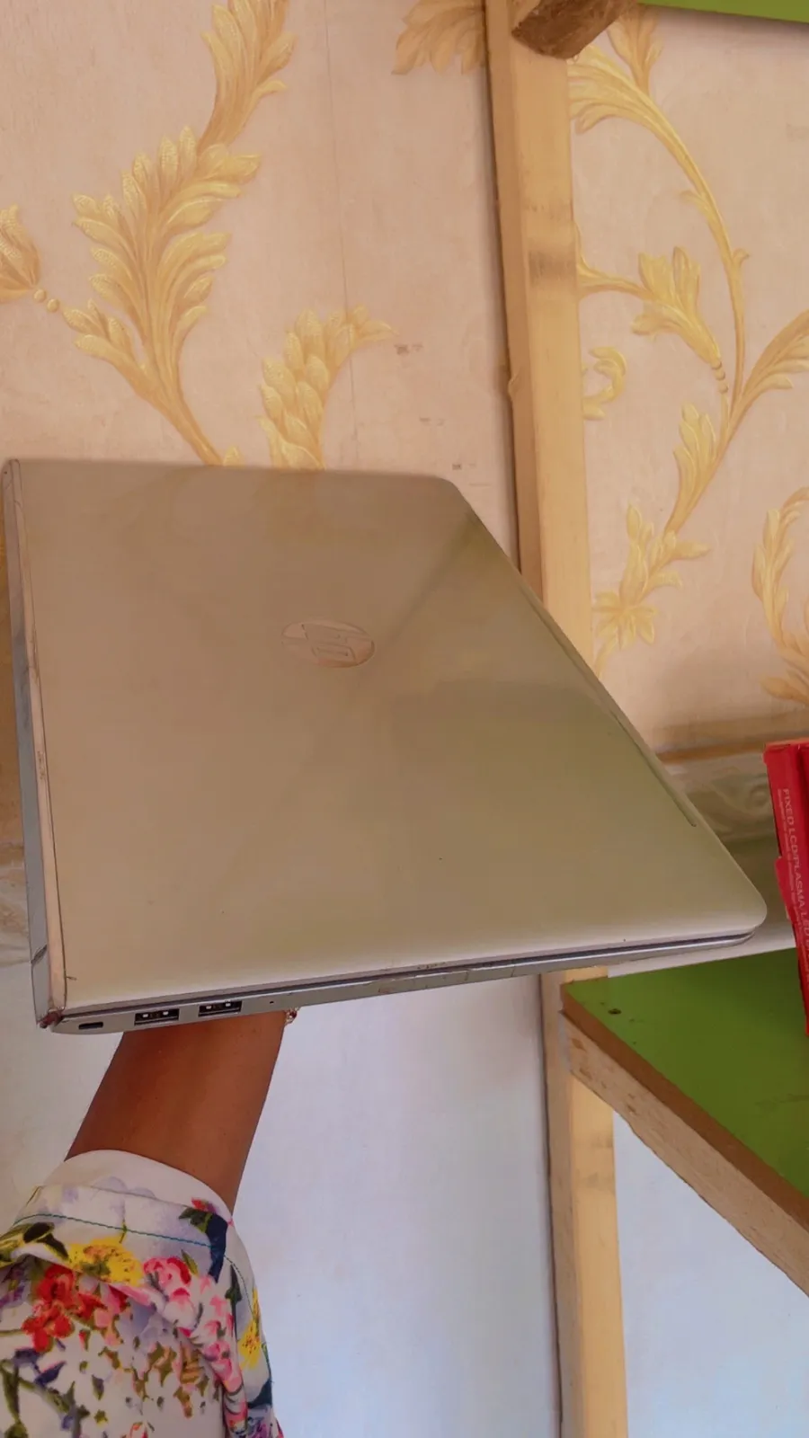 HP Envy notebook — photo 1 of 5