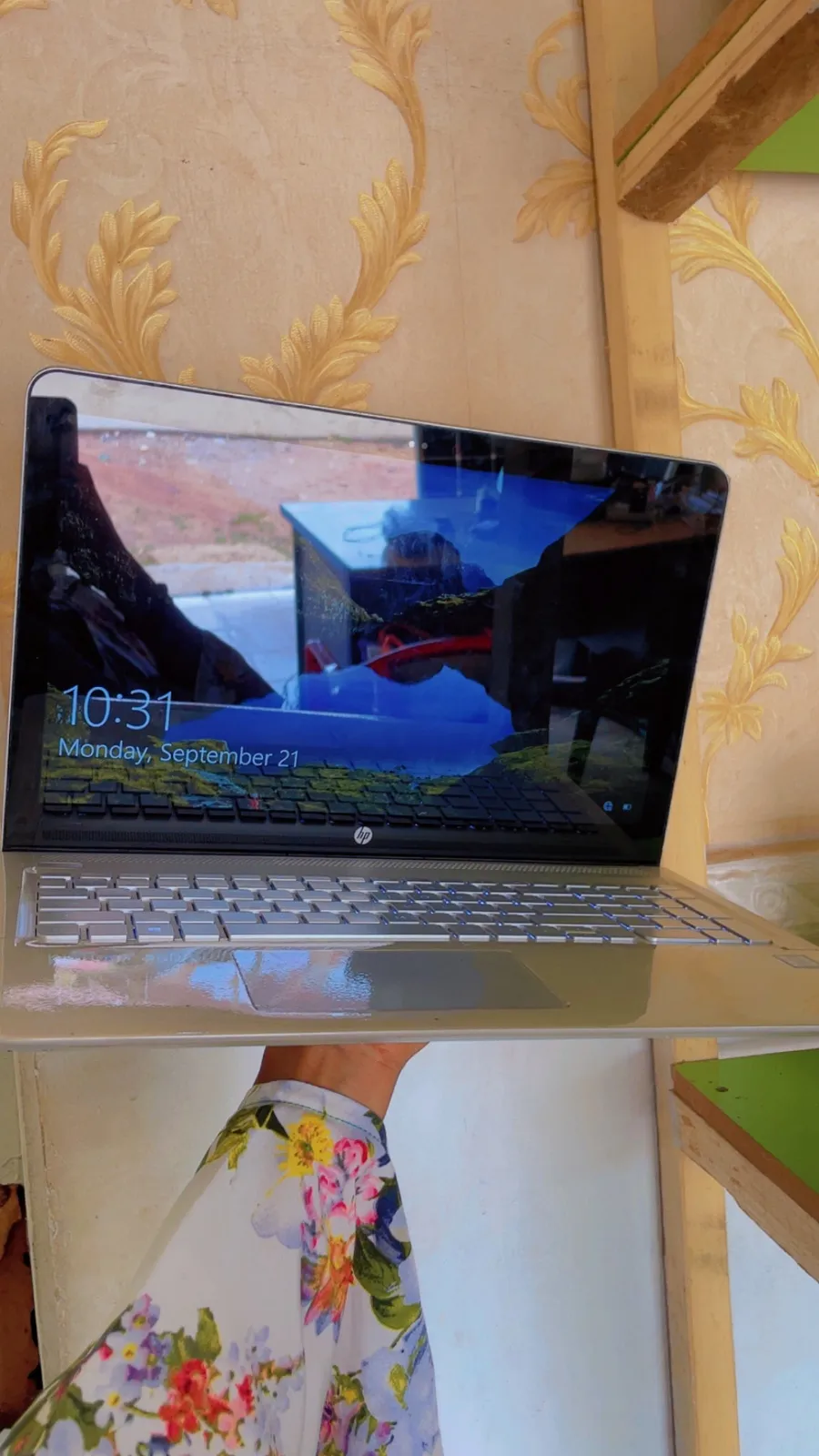 HP Envy notebook — photo 5 of 5