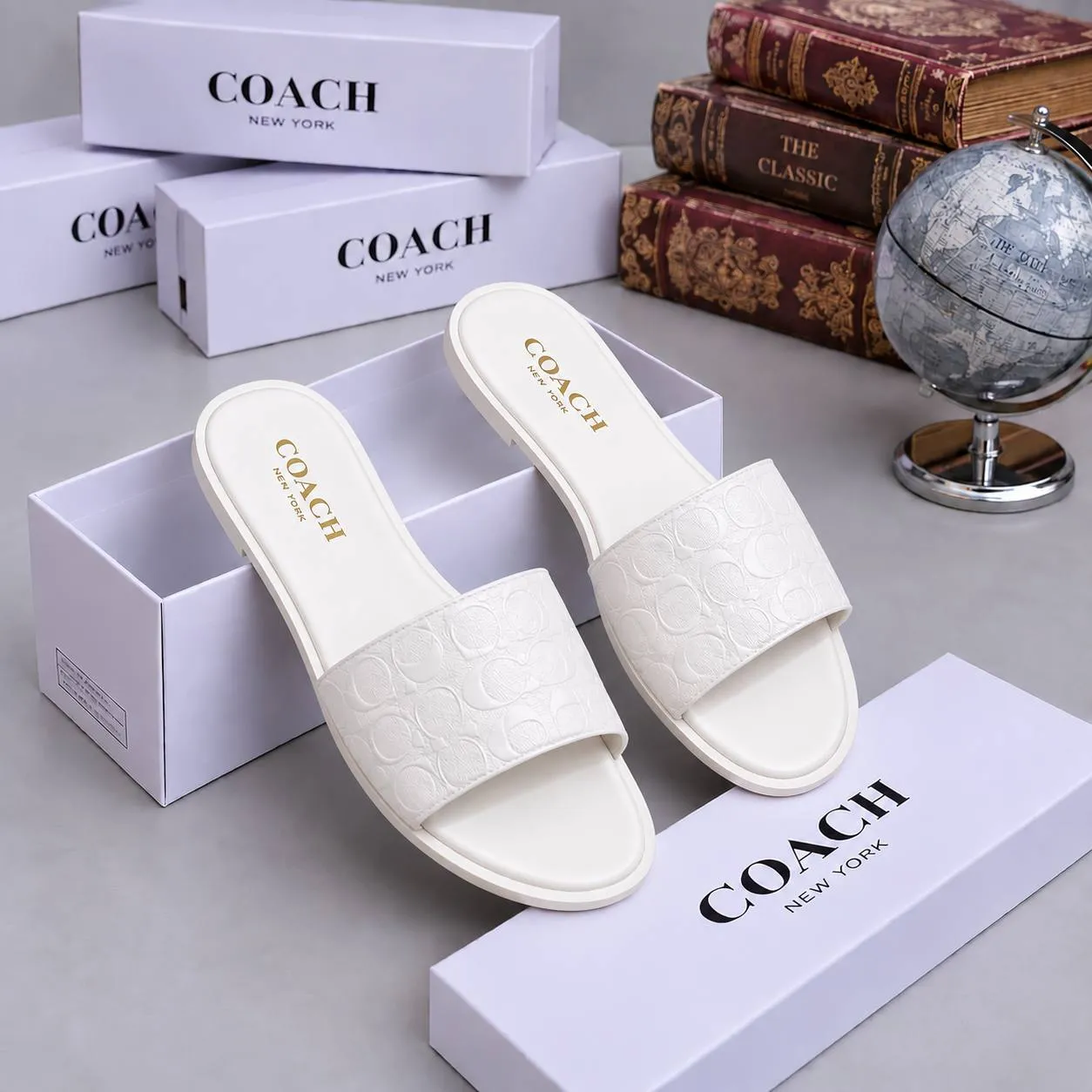 Coach flat shoes — photo 2 of 5