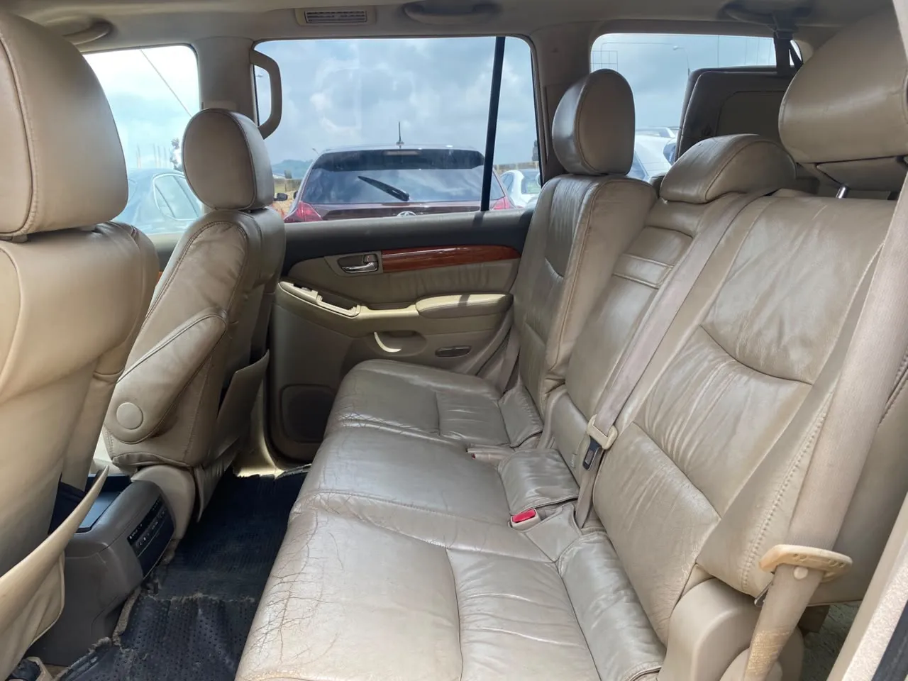 Lexus GX470 — photo 4 of 6