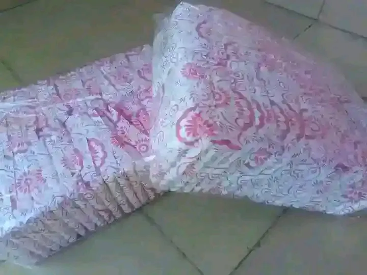 Sanitary pads — photo 3 of 3
