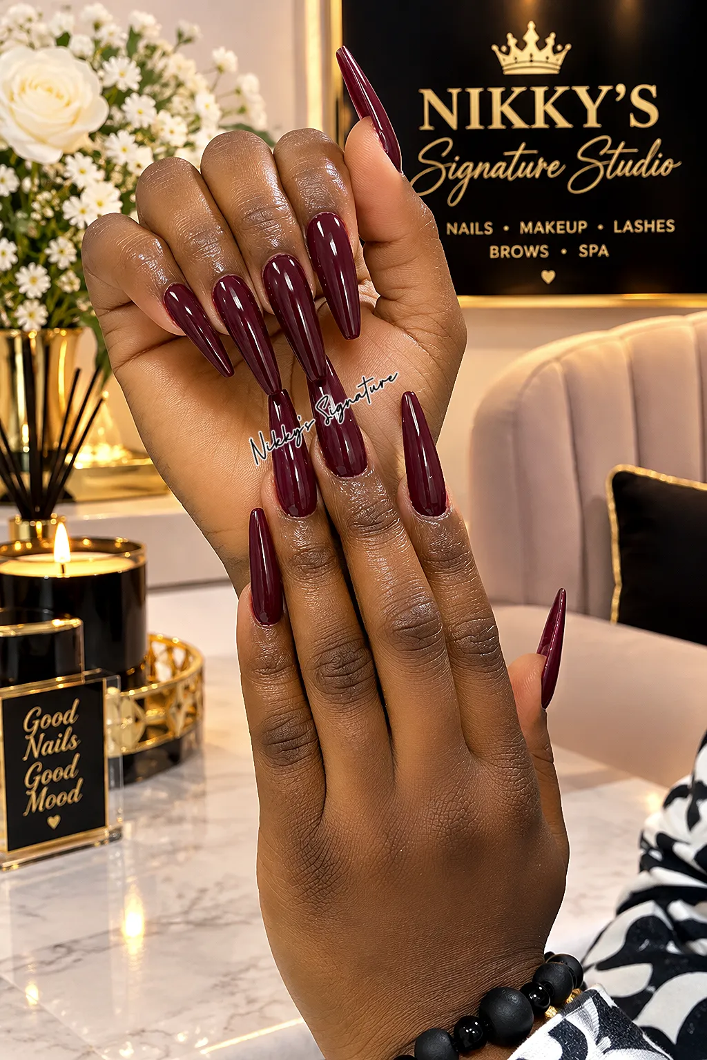 Bridal and asoebi fans , nails — photo 4 of 6