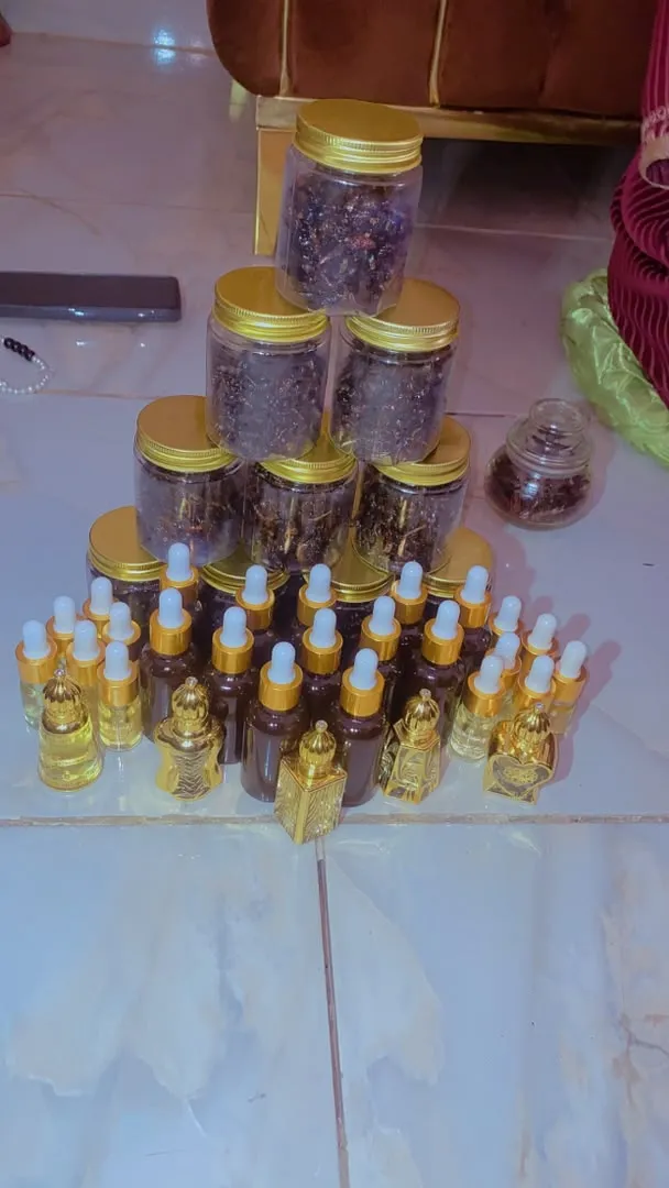 Turaren wuta ,oil perfumes,pen perfumes and more — photo 2 of 6