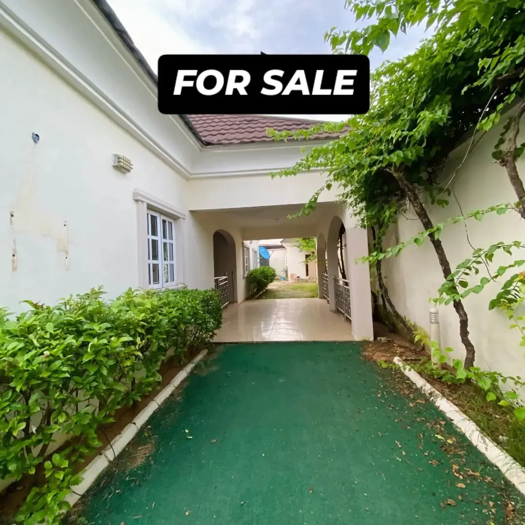 5 BEDROOM BUNGALOW WITH BQ FOR SALE❗️ — photo 12 of 12