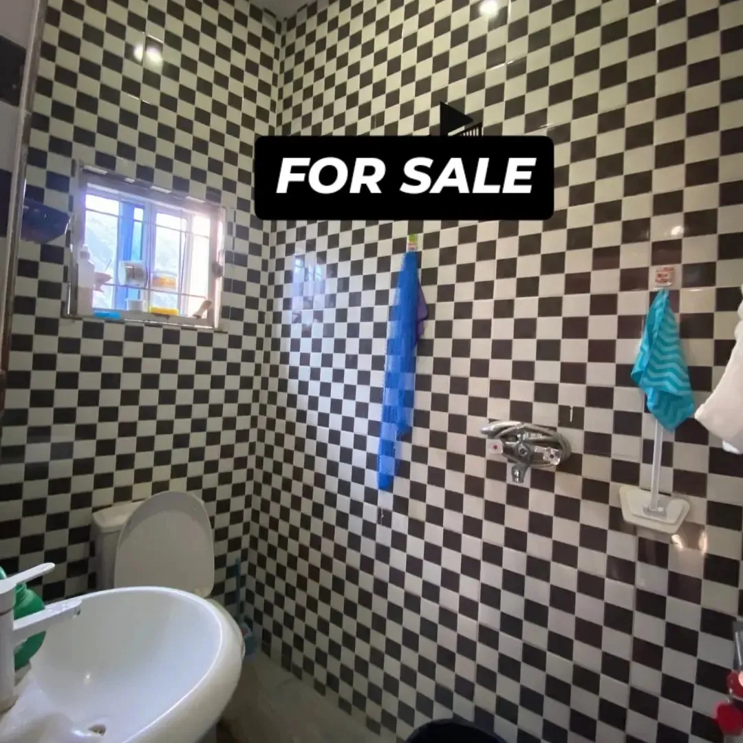 3 BEDROOM BUNGALOW WITH BQ FOR SALE❗️ — photo 3 of 12