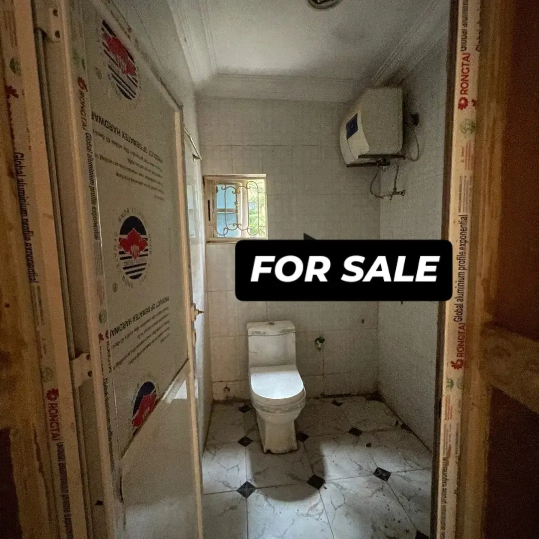 ONE UNIT OF 3 BEDROOM & TWO UNIT OF 2 BEDROOMS WITH A SINGLE SELF CONTAIN FOR SALE ❗️ — photo 3 of 12