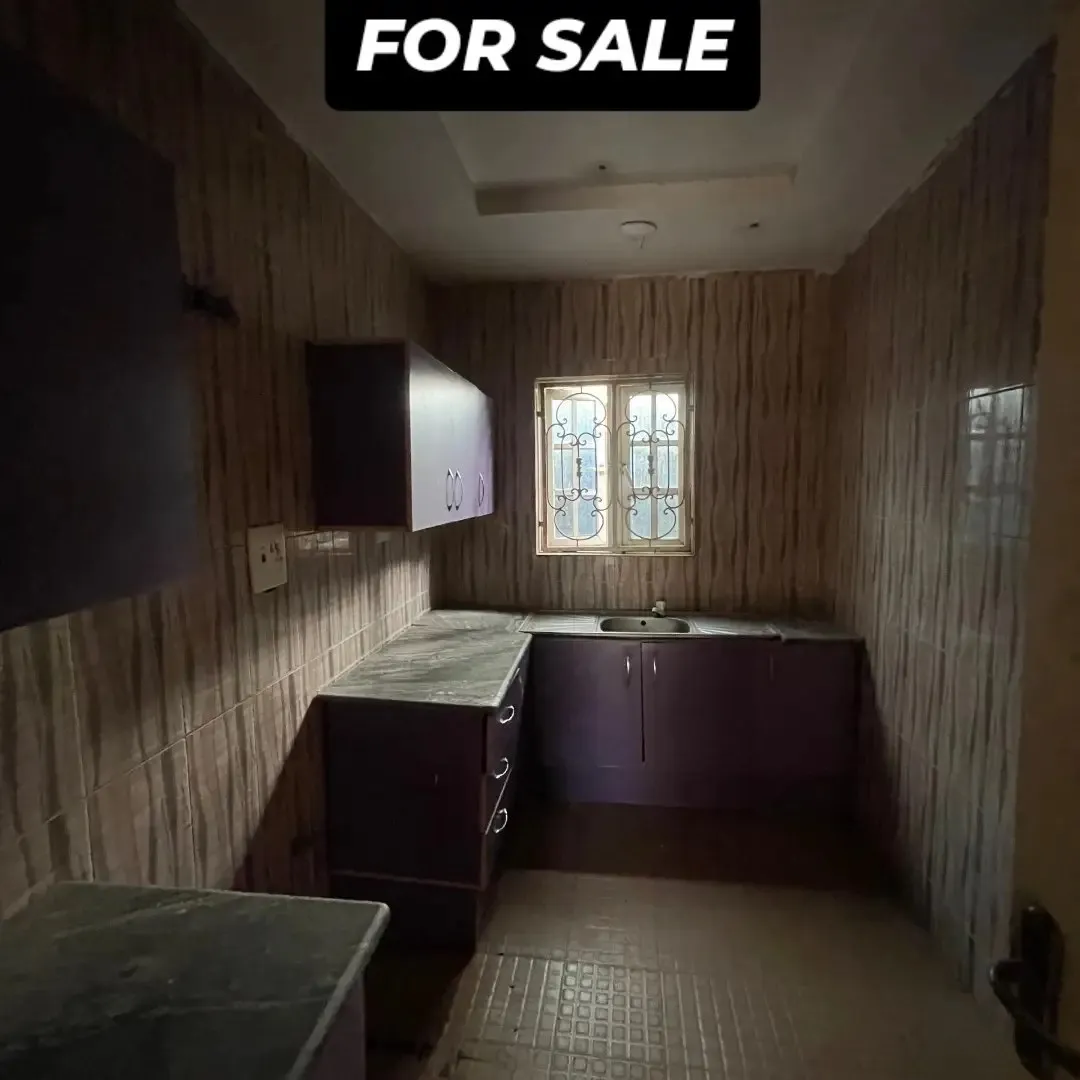 ONE UNIT OF 3 BEDROOM & TWO UNIT OF 2 BEDROOMS WITH A SINGLE SELF CONTAIN FOR SALE ❗️ — photo 8 of 12